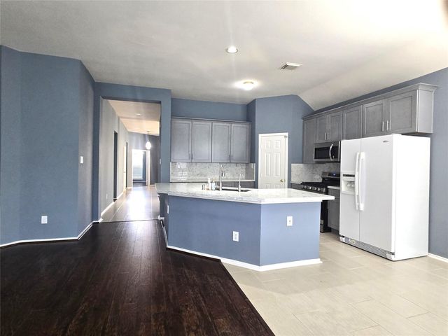 15523 Clear Valley Drive, Houston, TX 77095