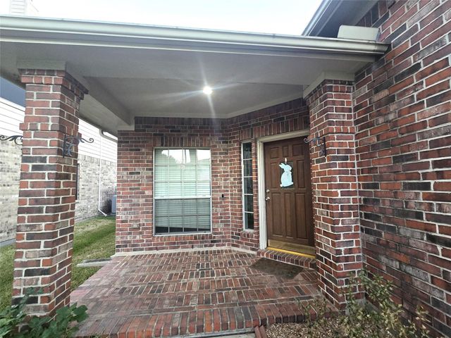15523 Clear Valley Drive, Houston, TX 77095