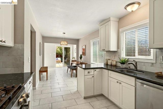 116 S 19th Street, Richmond, CA 94804