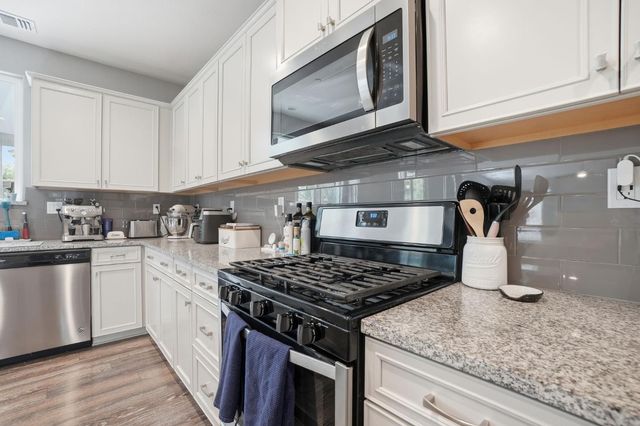 1652 Cady Ln, Ripon, CA 95366