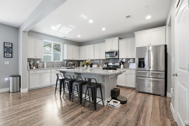 1652 Cady Ln, Ripon, CA 95366