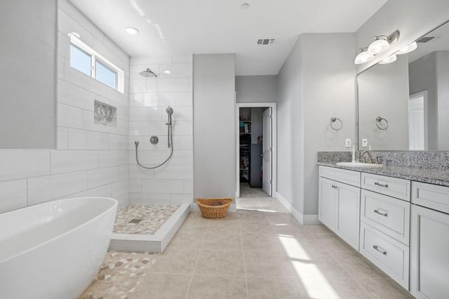 1652 Cady Ln, Ripon, CA 95366