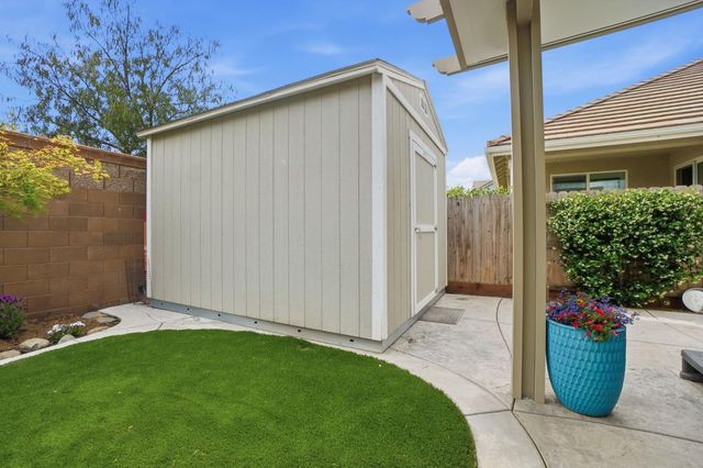 1652 Cady Ln, Ripon, CA 95366