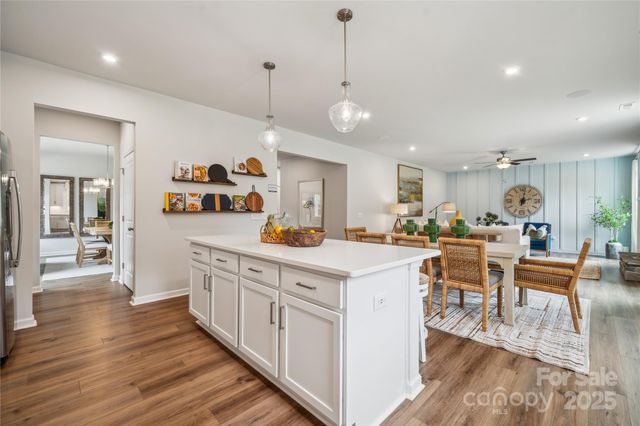 339 Alameda Way, Matthews, NC 28104