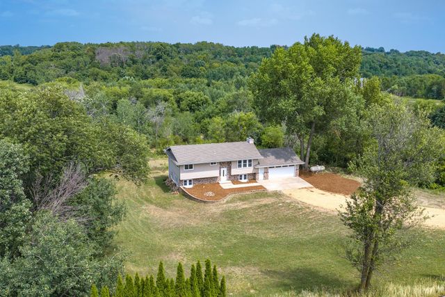 978 70th Avenue, Roberts, WI 54023