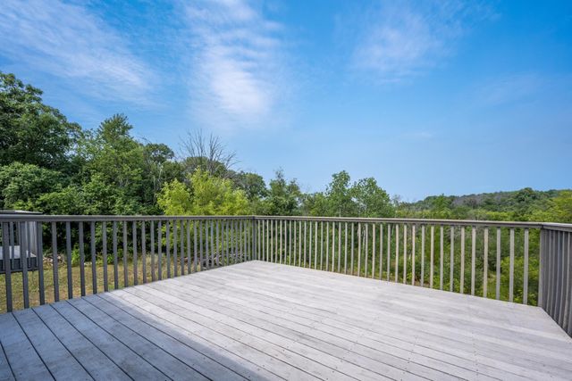 978 70th Avenue, Roberts, WI 54023