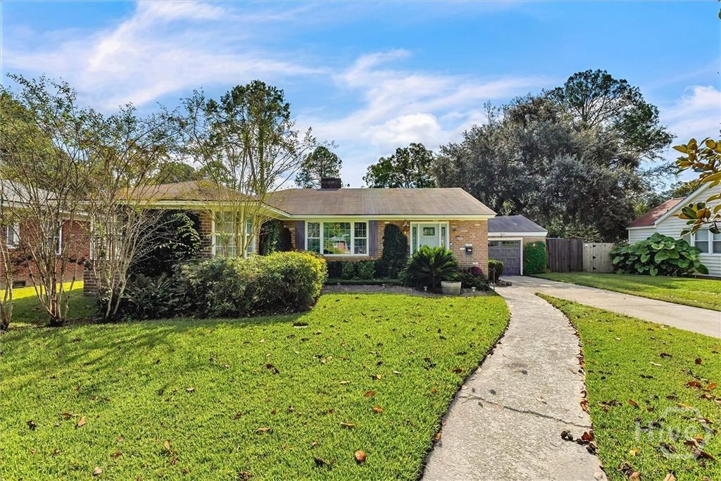 Image 2 of property listing at 223 E 64th Street, Savannah, GA 31405