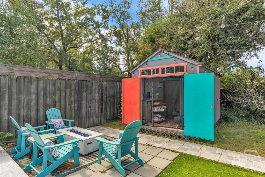 Image 33 of property listing at 223 E 64th Street, Savannah, GA 31405