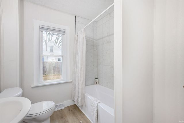 19624 Palisade Avenue, South Bend, IN 46637