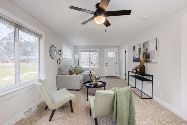 19624 Palisade Avenue, South Bend, IN 46637