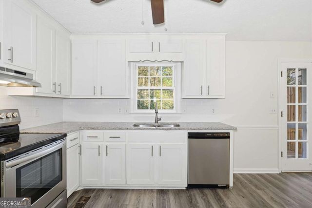 818 Manning Way SW, Marietta, GA 30064