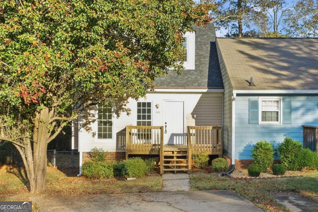 818 Manning Way SW, Marietta, GA 30064
