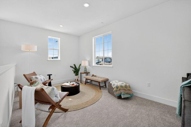 9975 Common Yarrow Way, Sacramento, CA 95829