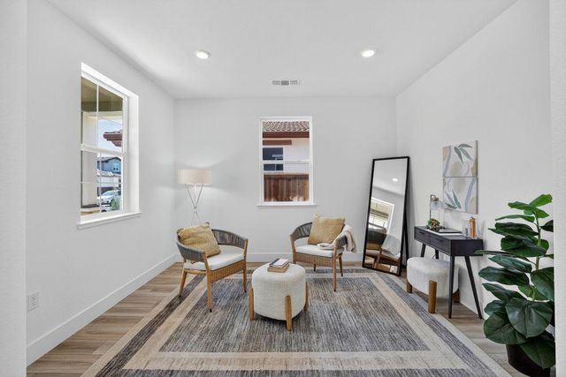 9975 Common Yarrow Way, Sacramento, CA 95829