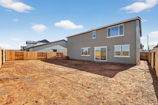 9975 Common Yarrow Way, Sacramento, CA 95829