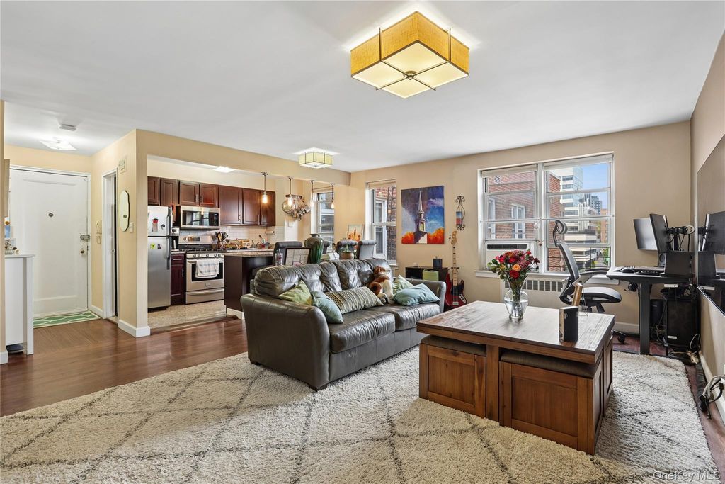 65-45 Yellowstone Boulevard 6G, Forest Hills, NY 11375 — exterior