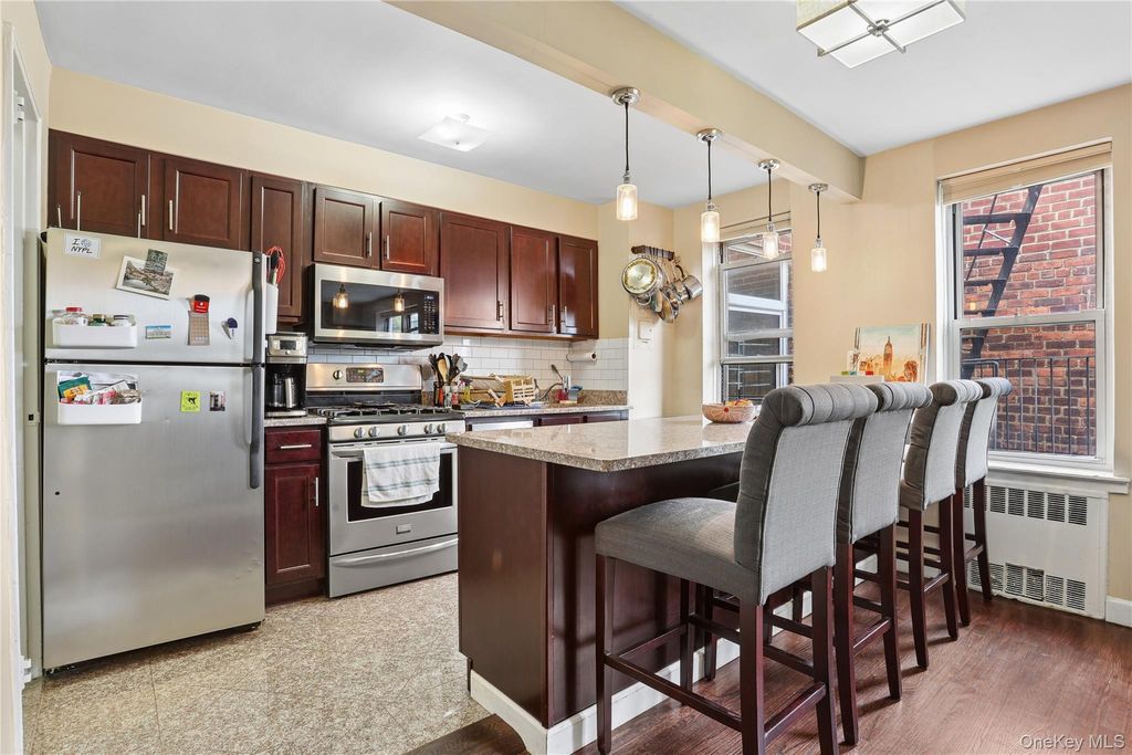 65-45 Yellowstone Boulevard 6G, Forest Hills, NY 11375 — photo 5