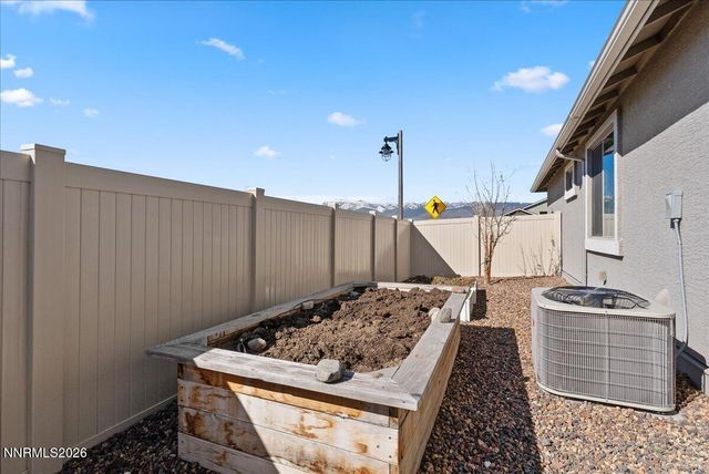 11174 Freedom Range Lane, Reno, NV 89521