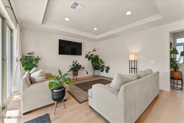 11174 Freedom Range Lane, Reno, NV 89521