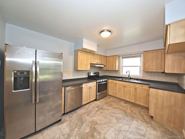 921 Jefferson Avenue, Mamaroneck, NY 10543