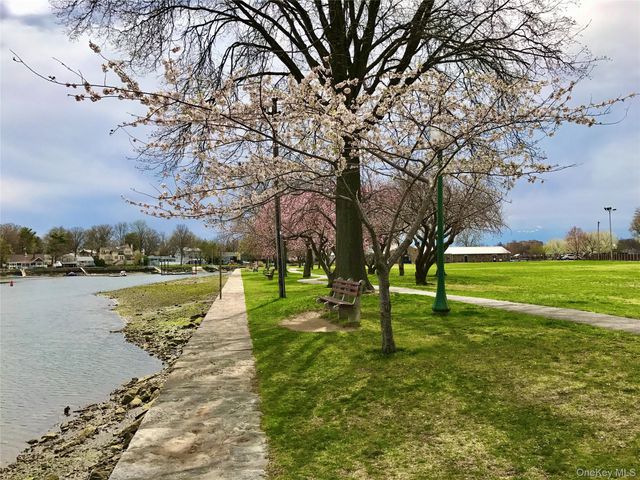 921 Jefferson Avenue, Mamaroneck, NY 10543