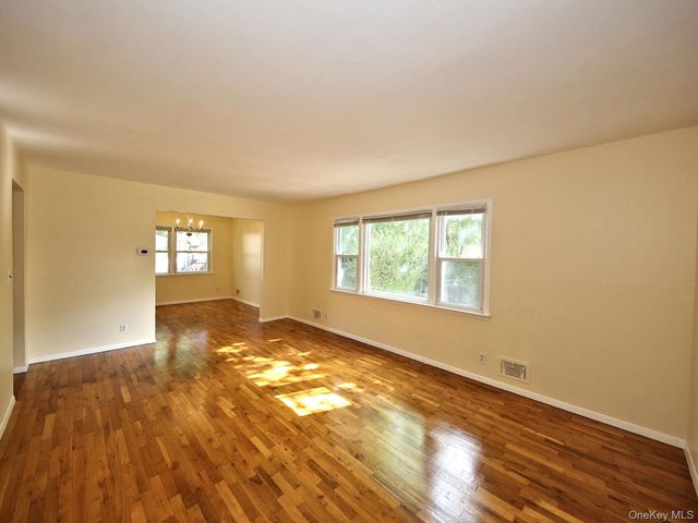 921 Jefferson Avenue, Mamaroneck, NY 10543