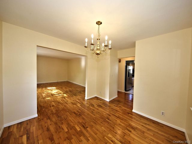 921 Jefferson Avenue, Mamaroneck, NY 10543