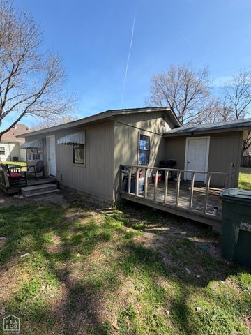 300 B E Matthews Street, Brookland, AR 72417