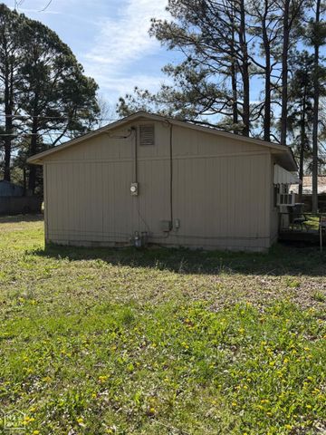300 B E Matthews Street, Brookland, AR 72417
