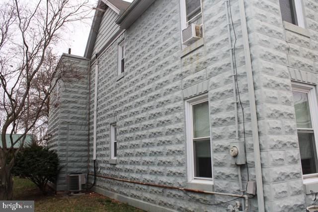 621 E WASHINGTON STREET, Chambersburg, PA 17201