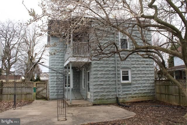 621 E WASHINGTON STREET, Chambersburg, PA 17201