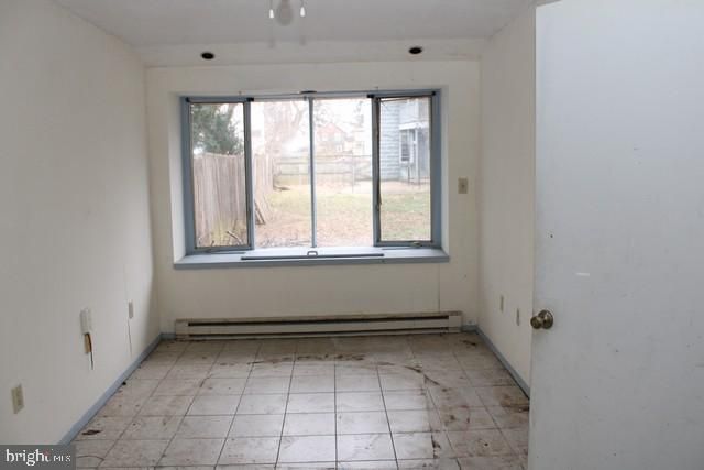 621 E WASHINGTON STREET, Chambersburg, PA 17201