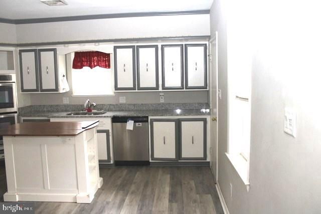 621 E WASHINGTON STREET, Chambersburg, PA 17201