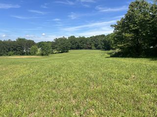 127 Pinewood Lane, Summertown, TN 38483