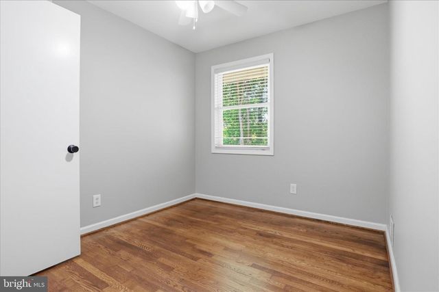 7608 HAMLET ST, Springfield, VA 22151
