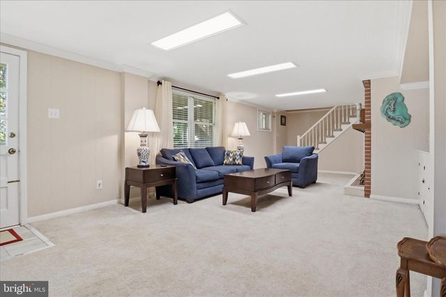 7608 HAMLET ST, Springfield, VA 22151
