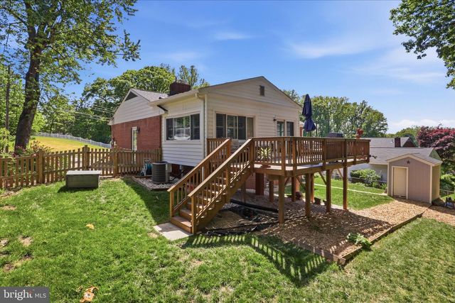 7608 HAMLET ST, Springfield, VA 22151