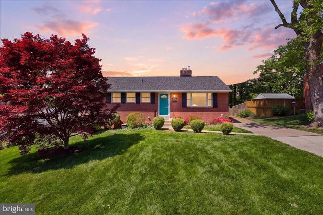 7608 HAMLET ST, Springfield, VA 22151