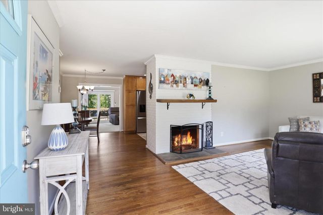 7608 HAMLET ST, Springfield, VA 22151