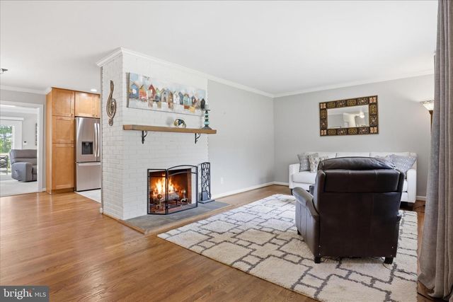 7608 HAMLET ST, Springfield, VA 22151