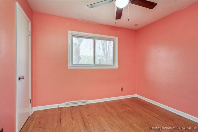 111 Rossmoore Drive, New Albany, IN 47150