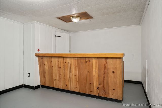 111 Rossmoore Drive, New Albany, IN 47150