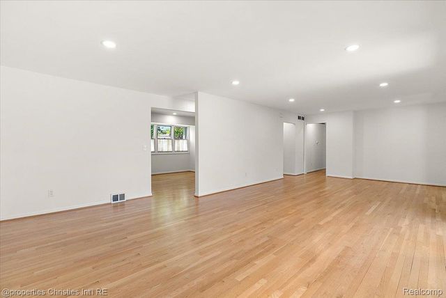2985 Summervale Lane, Bloomfield Hills, MI 48301