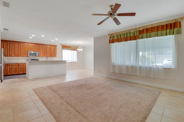 1845 Pointe West Way, Vero Beach, FL 32966