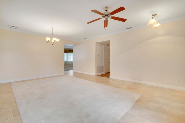 1845 Pointe West Way, Vero Beach, FL 32966