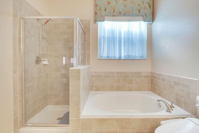 1845 Pointe West Way, Vero Beach, FL 32966