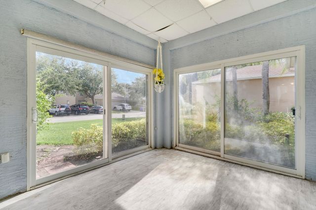 1845 Pointe West Way, Vero Beach, FL 32966