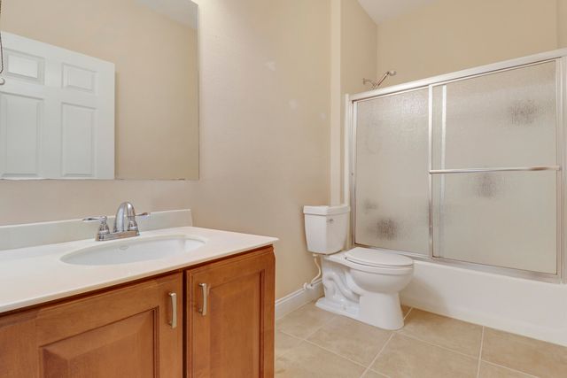 1845 Pointe West Way, Vero Beach, FL 32966
