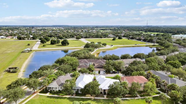 1845 Pointe West Way, Vero Beach, FL 32966
