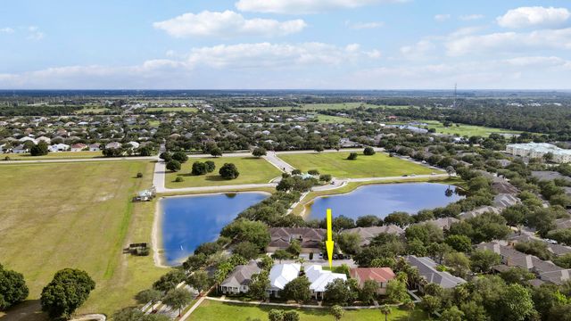 1845 Pointe West Way, Vero Beach, FL 32966